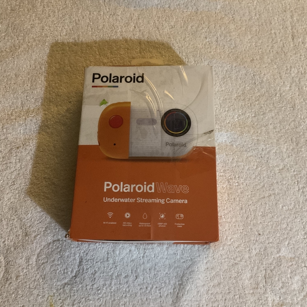 BRAND NEW Polaroid Underwater Camera 18mp 4K UHD, Polaroid Waterproof Camera!